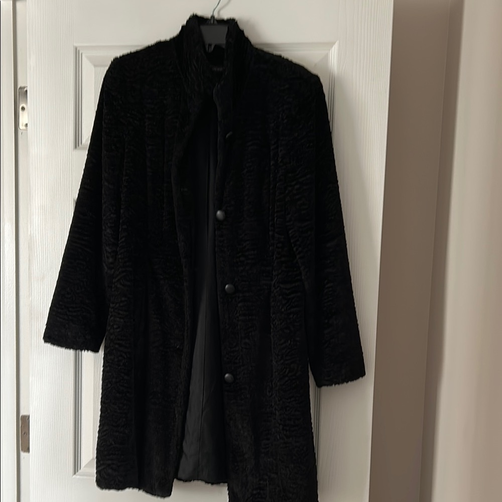 Chic Black Textured Faux Fur Coat